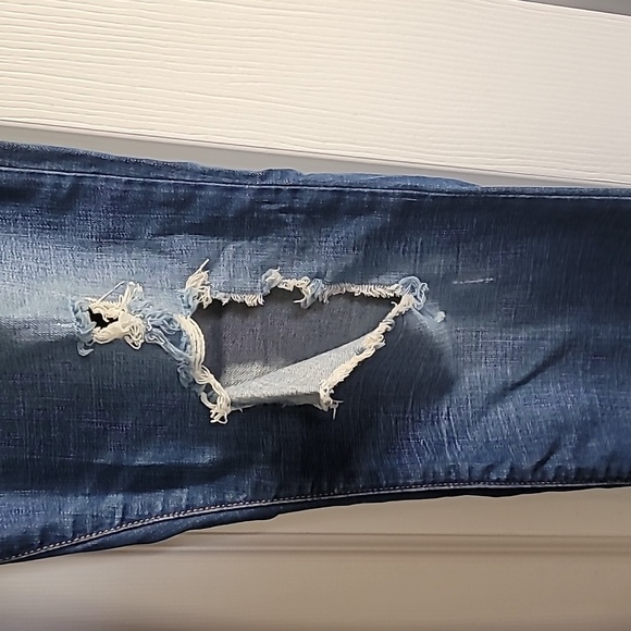 GAP 1969 Jeans - Picture 5 of 8